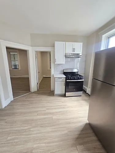 474 River St Photo 1