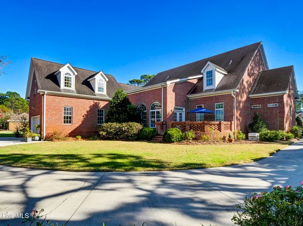 1929 Glen Meade Road, Wilmington, NC 28403