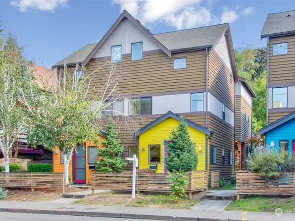 5206 11th Avenue NE #A, Seattle, WA 98105