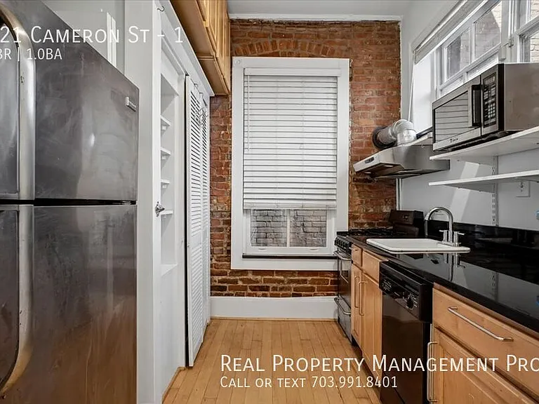921 Cameron St #1 — Photo 13