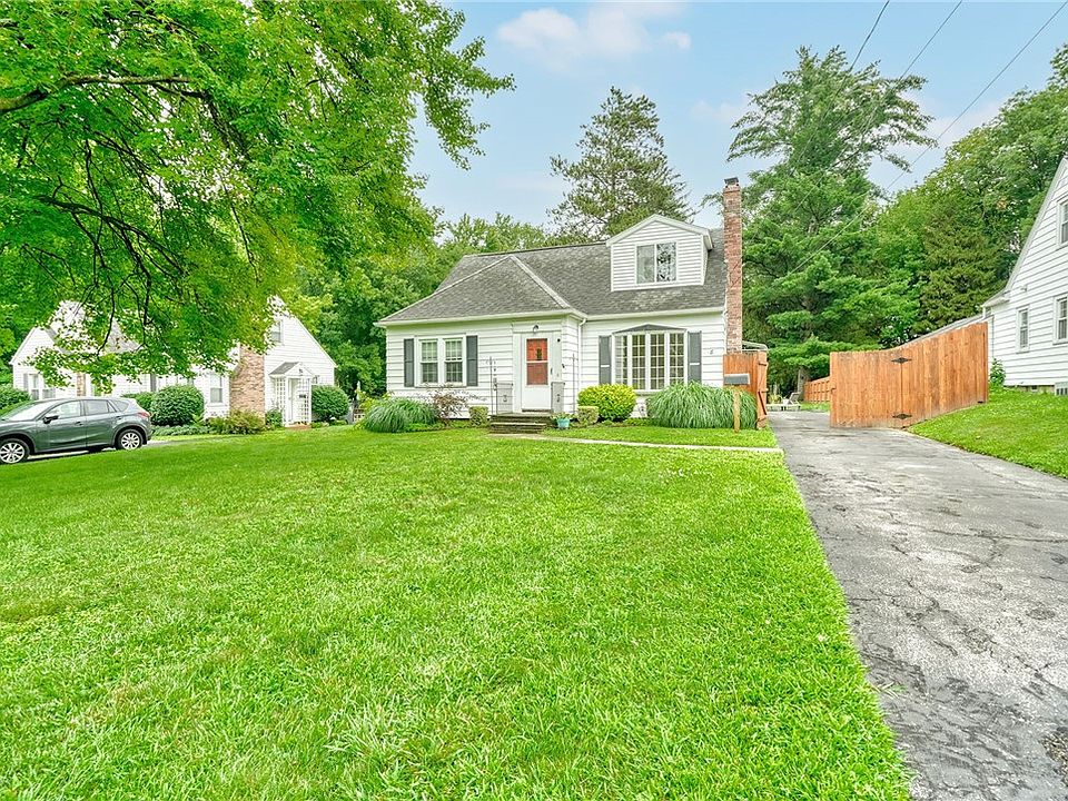1st image of 8 Wyncrest Dr