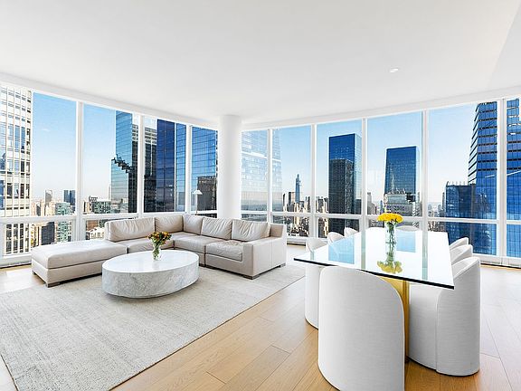 2nd image of 15 Hudson Yards #77E
