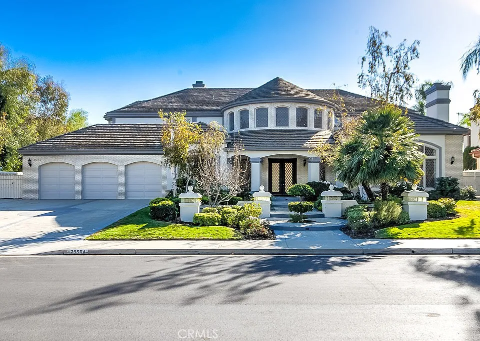 25504 Colette Way