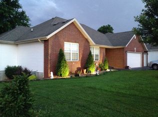 1452 Eastland Ave, Springfield, MO 65802