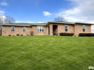 1006 Abbey Rdg, Quincy, IL 62305
