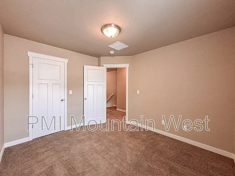 420 N Main St #29 — Photo 18