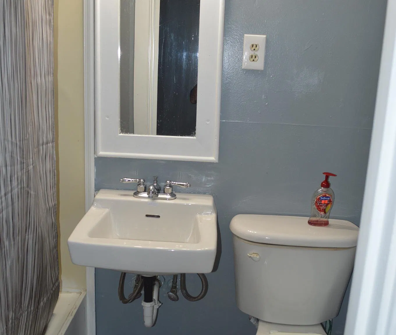 Studio, 500 sqft, $850 — Photo 3