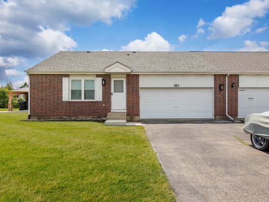 802 Honeytree Dr, Romeoville, IL 60446