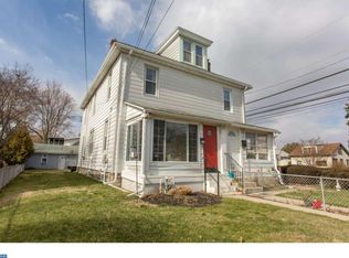 1672 Ward St, Marcus Hook, PA 19061