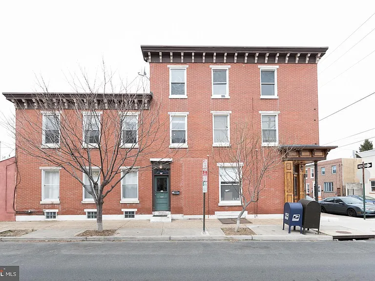 2434 E Dauphin St #3F — Photo 1