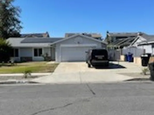 15670 Ramona Dr, Fontana, CA 92336