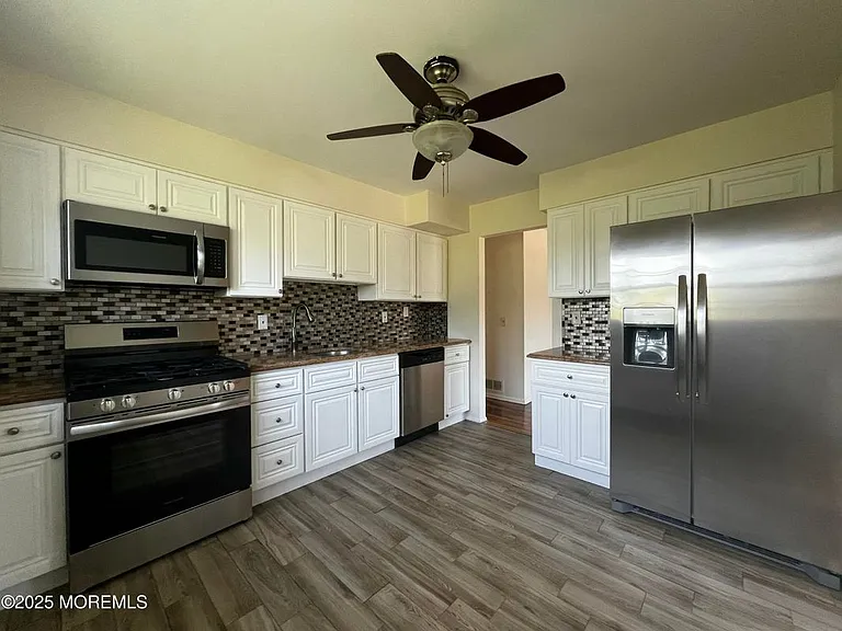 316 Spring St — Photo 2
