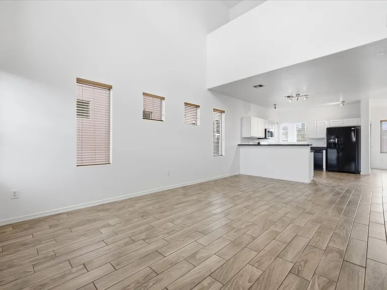 14252 S Avenida Zumba — Photo 3