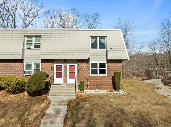 63 Briarwood Lane #A, Branford, CT 06405