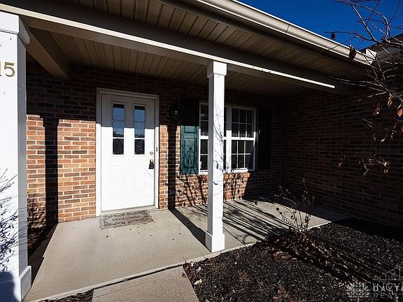 3rd image of 15 Indian Cove Cir