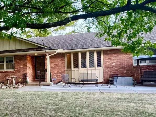 8219 E Limerick St, Wichita, KS 67206