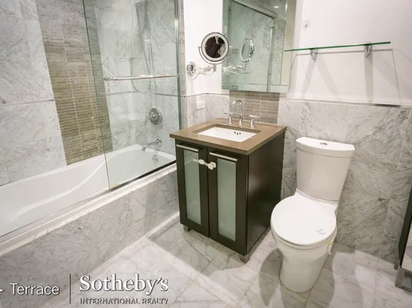 64-05 Yellowstone Boulevard image 9 of 20