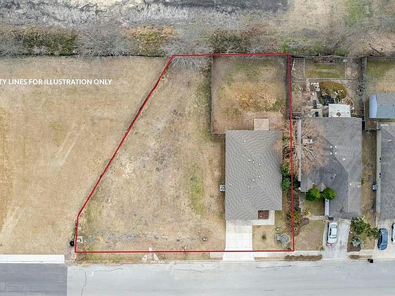 4th image of 432 Thunderstorm Ave #434