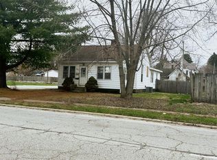 701 N Central Ave, Paris, IL 61944