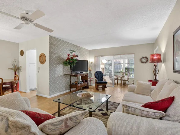 4550 NW 2nd Street #B, Delray Beach, FL 33445