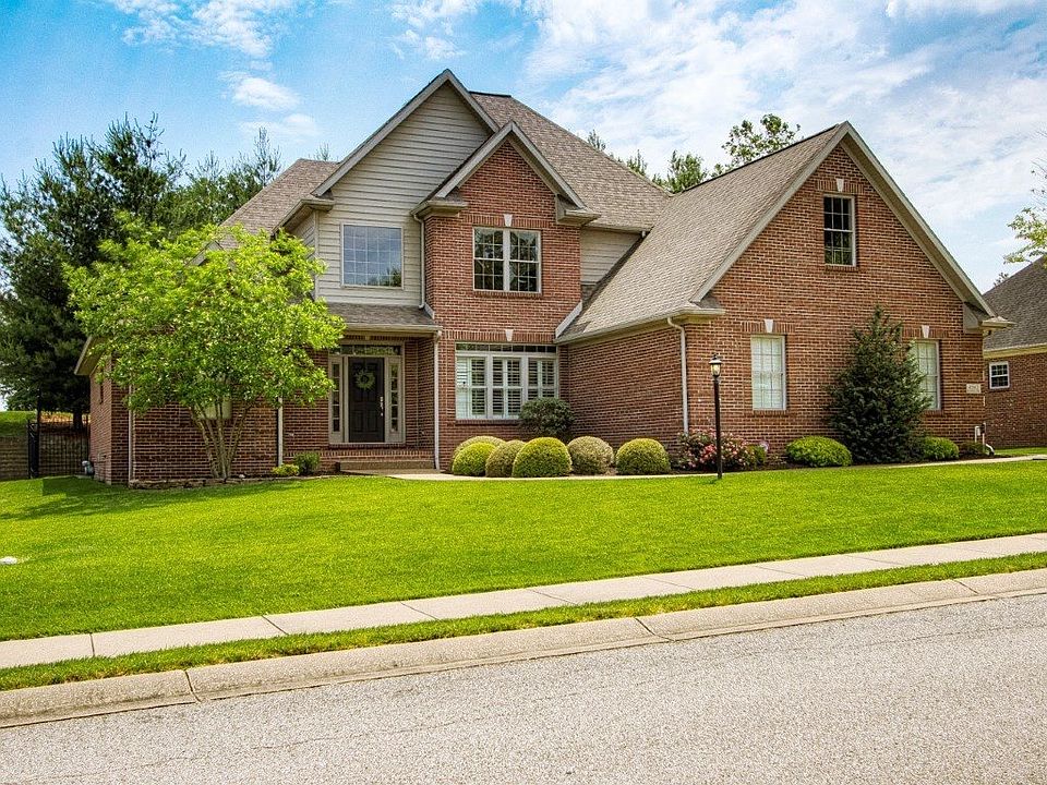 1st image of 4562 Estate Dr