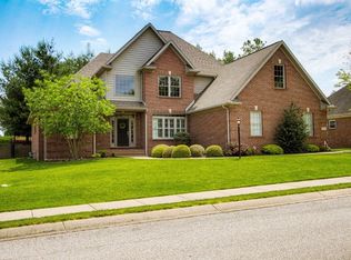 4562 Estate Dr, Newburgh, IN 47630