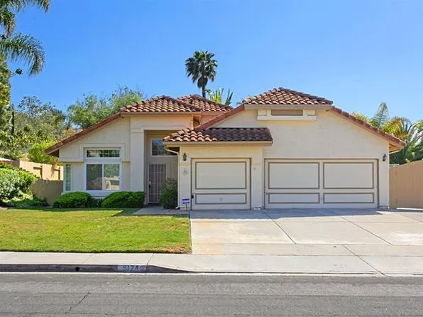 5174 Alamosa Park Dr, Oceanside, CA 92057