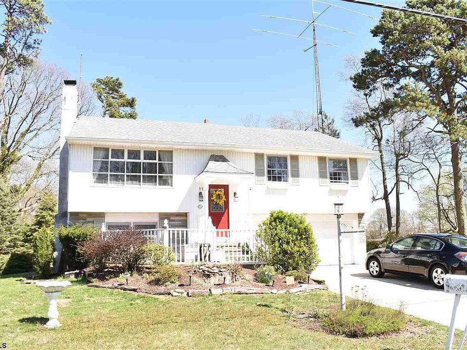 1st image of 11 Lisbon Ave
