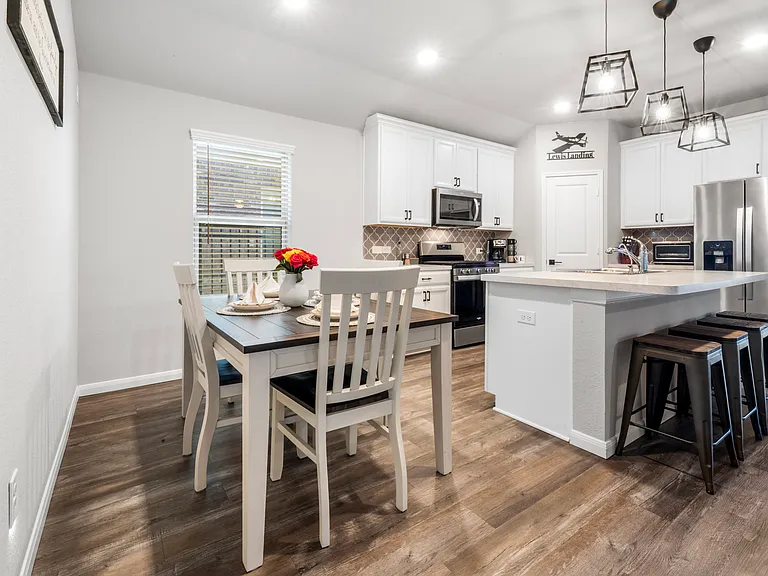 27107 Blue Pool Dr — Photo 6