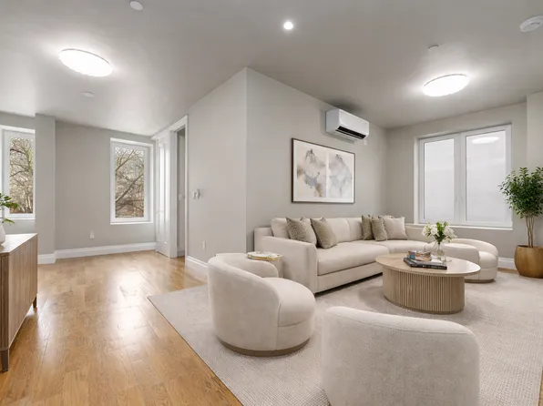 129 Russell Street image 1 of 17