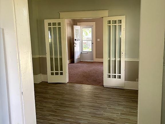 2nd image of 221 McClain St