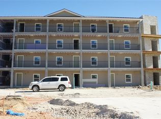 2600 Sand Mine Rd #C11, Davenport, FL 33897