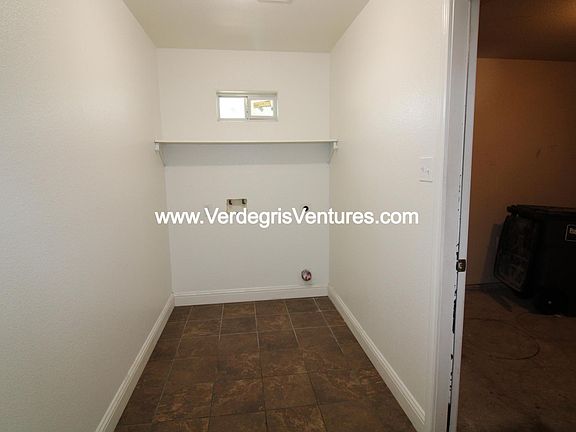 5th image of 8131 Tanner Ave