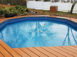 34 Sparhawk Dr, Burlington, MA 01803