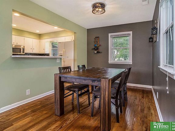 5th image of 703 S Beadle St