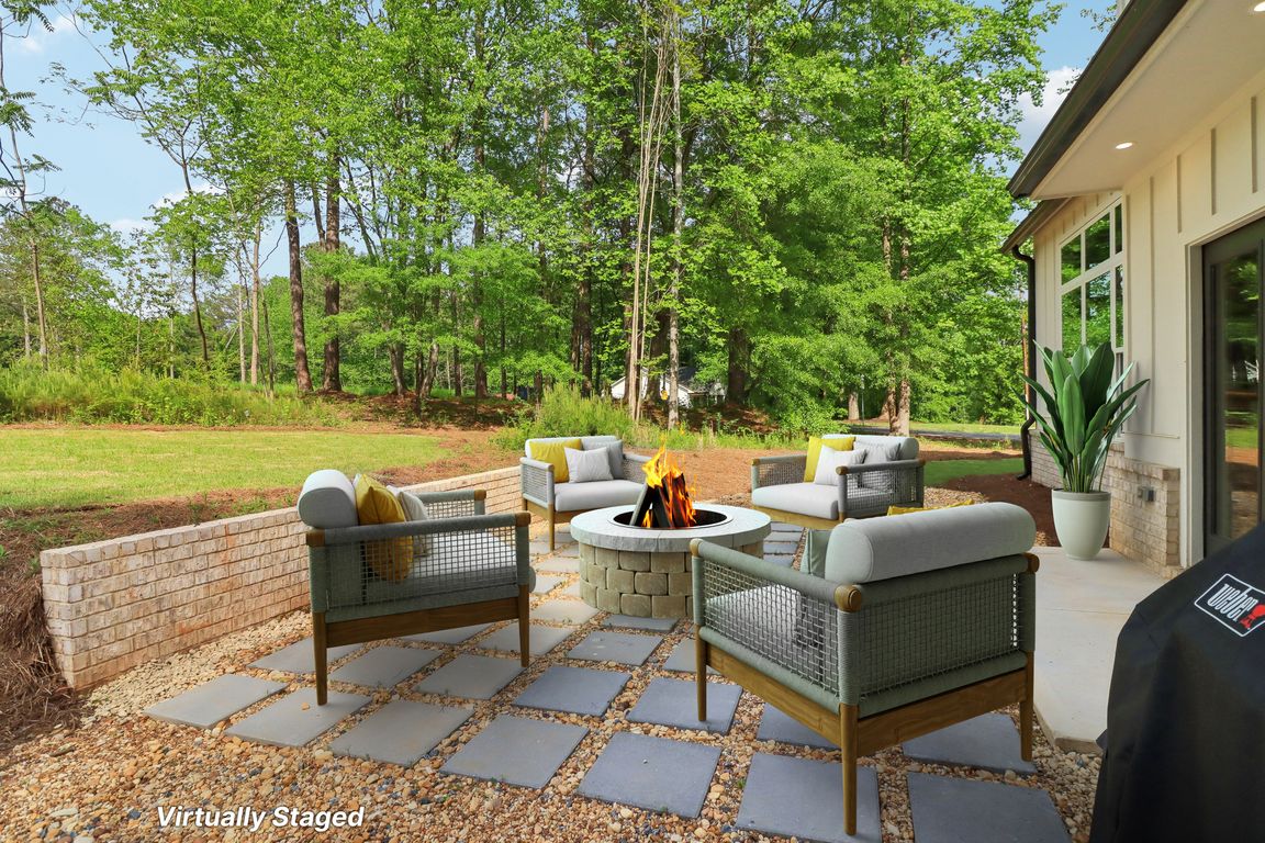 Staging option with firepit