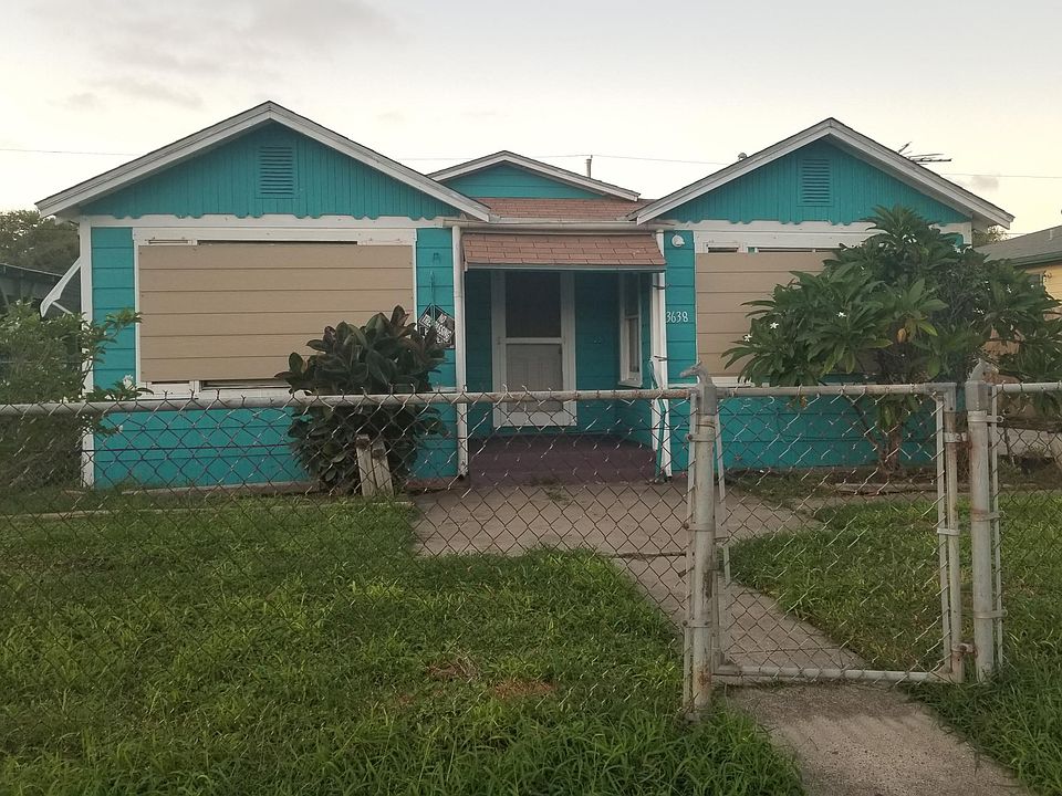 1st image of 3638 Curtiss St