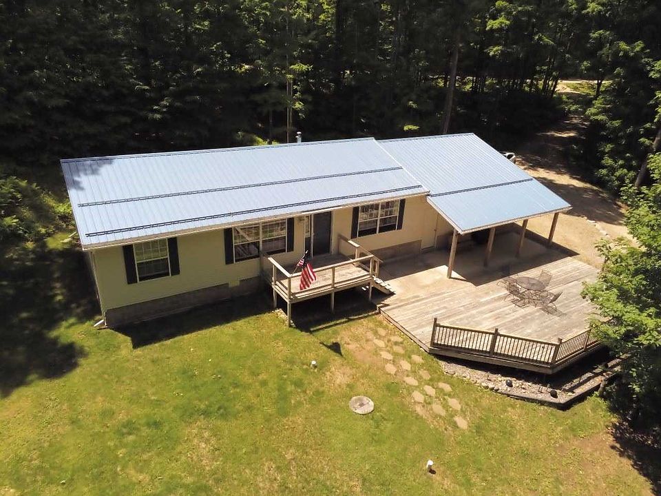 1st image of W16382 Blue Heron Ln