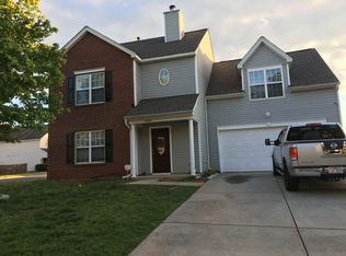7646 Hidden Creek Dr, Charlotte, NC 28214