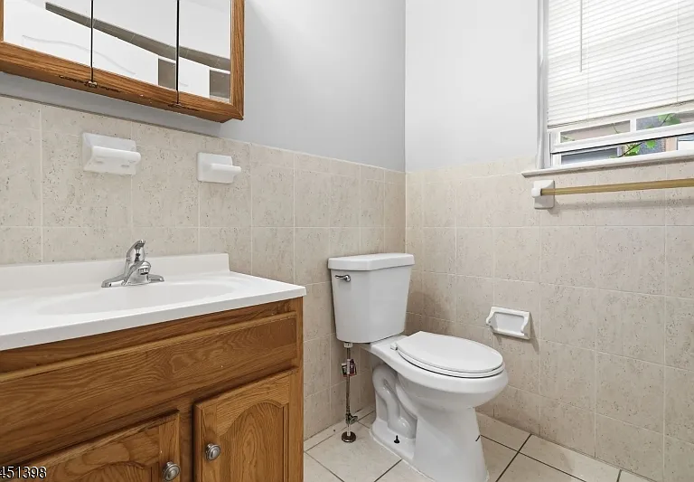 83 Farley Ave — Photo 19