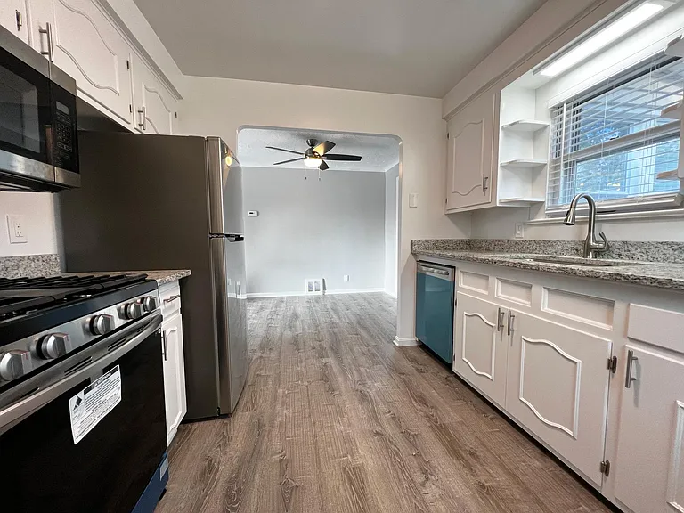 5043 N Barton Rd — Photo 6