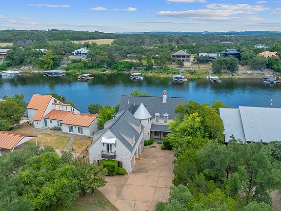 5th image of 21936 Briarcliff Dr