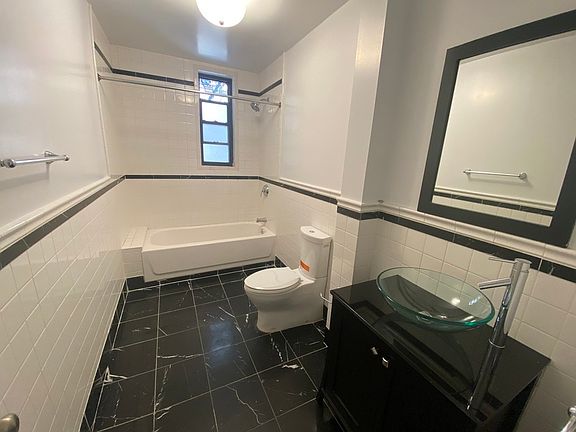 4th image of 118-18 Metropolitan Ave #22