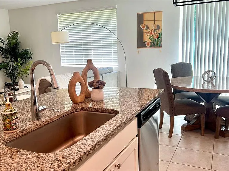 573 Vista Villages Blvd — Photo 7