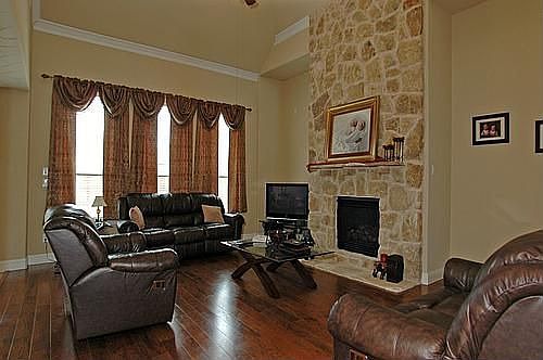 2nd image of 6835 Wilderness Way Dr