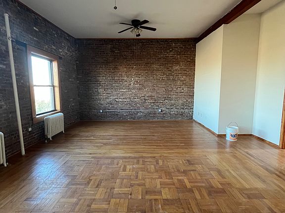 2nd image of 374 Eastern Pkwy APT E2