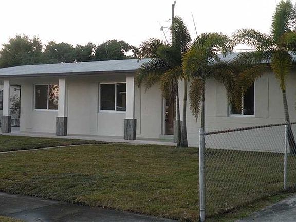 3rd image of 2365 NW 180th Ter