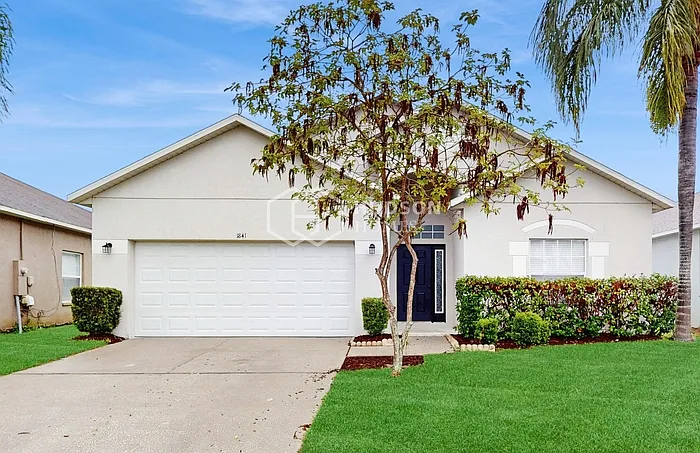 4 bed, 2.0 bath, 1630 sqft, $2,525 — Photo 1