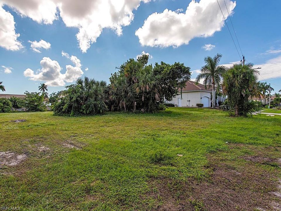 2nd image of 847 Wintergreen Ct Lot 16