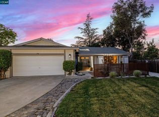225 Holiday Hills Dr, Martinez, CA 94553